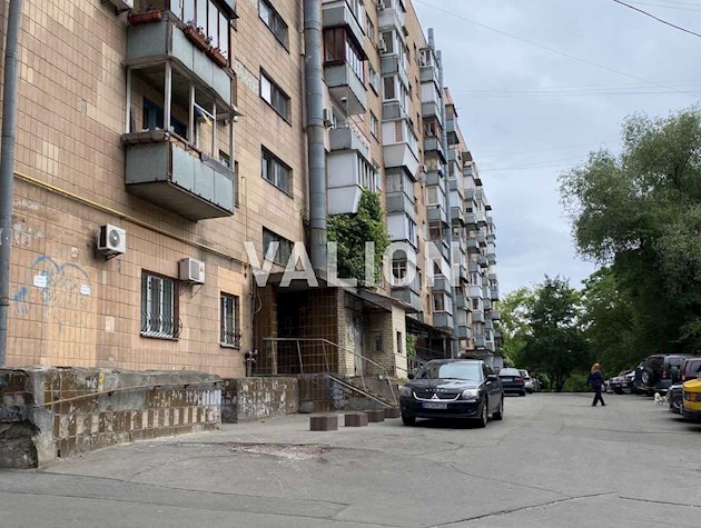 Продаж 3-к квартири метро Лук’янівська, вул. Половецька 16