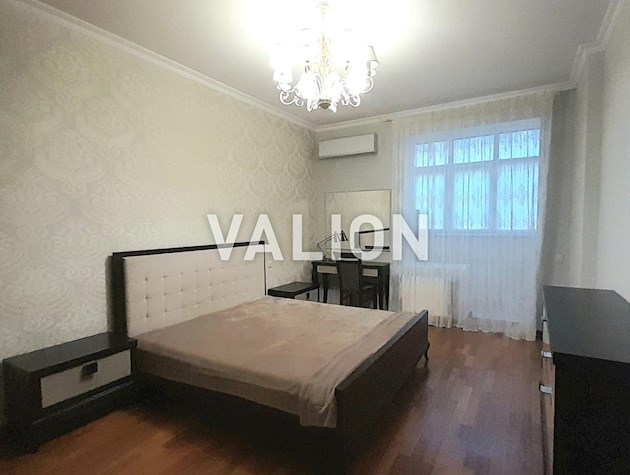 Без % продажа 2-комнатной квартиры, улица Коновальца Евгения 36в, Печерский район, станция метро «Печерская»