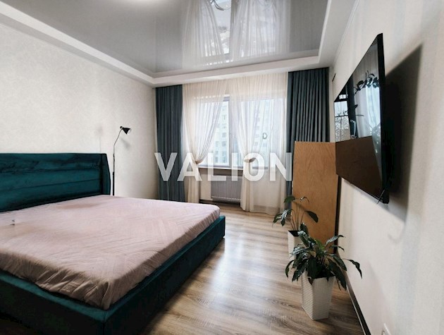 Продажа 1-комнатной квартиры площадью 44 м² в ЖК «Милославичи», улица Н. Закревского, 101, без комиссии