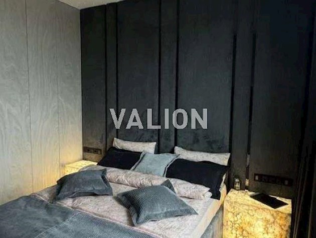 Продаж 2к квартири вул. Антоновича 109
