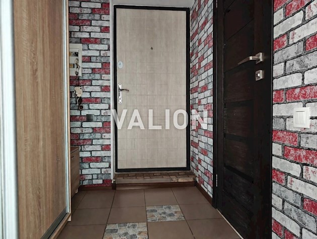 Продается 2 комнатная квартира 40/29,5/12 кВ.м, ул. Н. Кобринской 12, Бортничи.