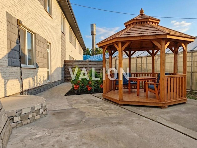 Продается 2 комнатная квартира 40/29,5/12 кВ.м, ул. Н. Кобринской 12, Бортничи.