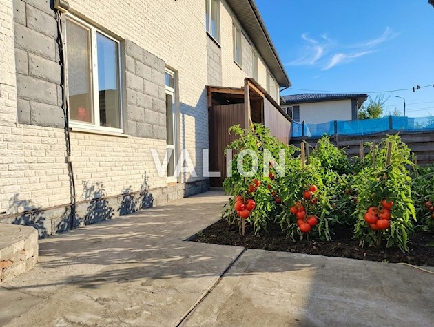 Продается 2 комнатная квартира 40/29,5/12 кВ.м, ул. Н. Кобринской 12, Бортничи.