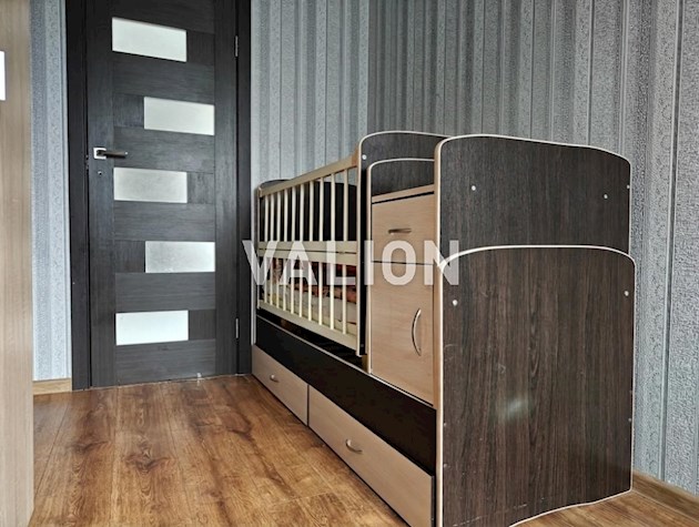 Продается 2 комнатная квартира 40/29,5/12 кВ.м, ул. Н. Кобринской 12, Бортничи.