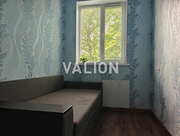 Продается 2 комнатная квартира 40/29,5/12 кВ.м, ул. Н. Кобринской 12, Бортничи.