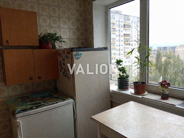 Продается 3 комн. квартира, Дарницкий район, Харьковское шоссе, 21/1