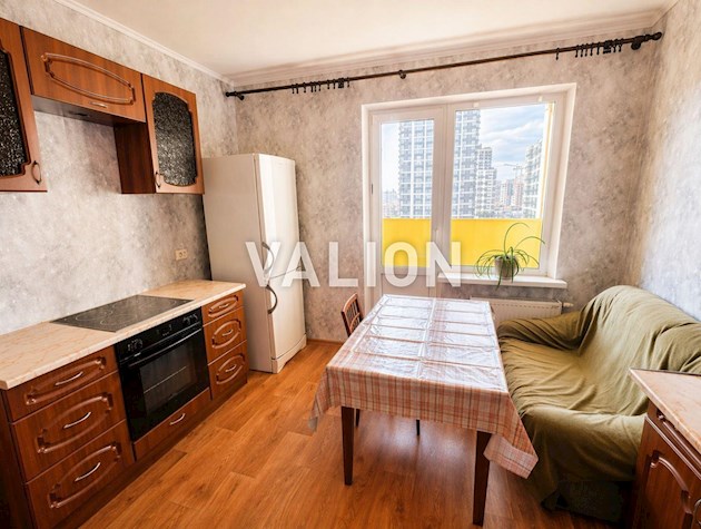 Продажа 1-комнатной квартирі 48.70м2 в ЖК Кристер Град Виноградарь