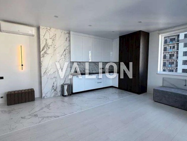 Продажа 3-к квартиры ул. Драгомирова 14а
