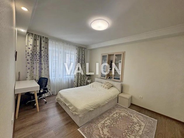 Продажа 2х комнатной квартиры ул. Златопольская 4, Соломенка