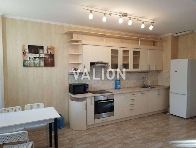 Продаж 3-к квартири вул. Регенераторна 4к3