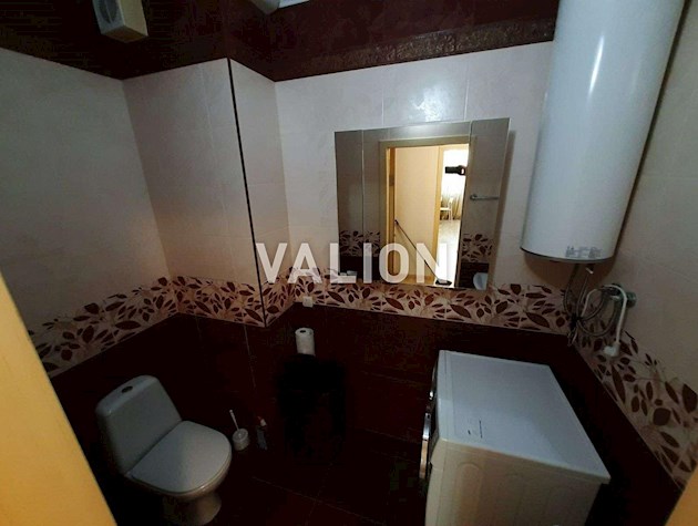 Продаж 3-к квартири вул. Регенераторна 4к3