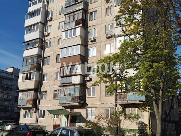 Продам 2 кімнатну квартиру 43 м.кв. Івана Миколайчука 13/2 Березняки