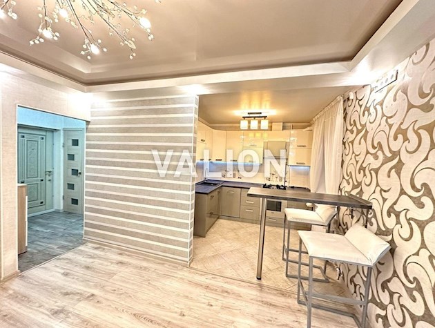 Продажа 1к.квартиры ул.Галицкая 11 Виноградарь