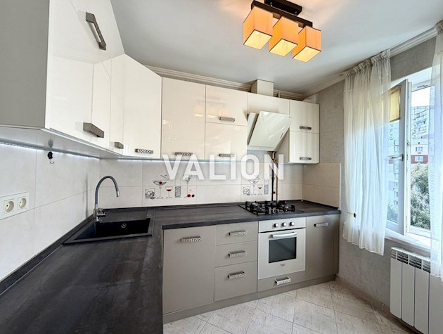 Продажа 1к.квартиры ул.Галицкая 11 Виноградарь