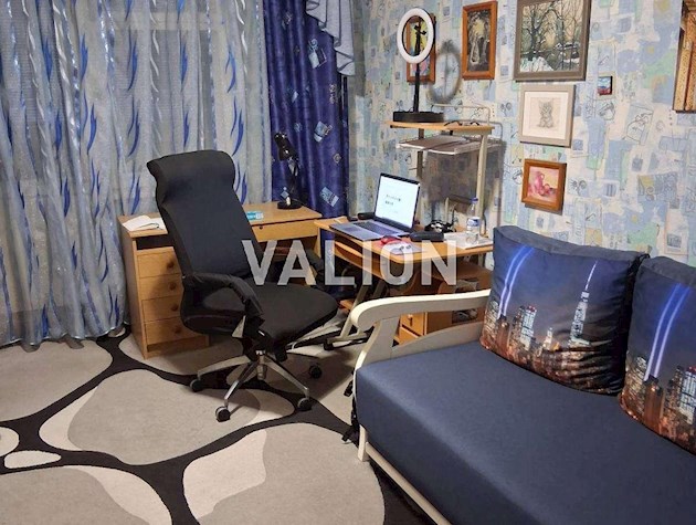 Продаж 3-кімнатної квартири вул. Сержа Лифаря, 4, Деснянський р-н, Троєщина