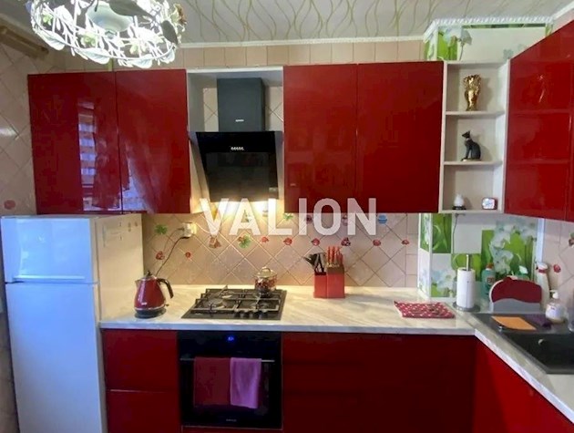 Продаж 3-кімнатної квартири вул. Сержа Лифаря, 4, Деснянський р-н, Троєщина