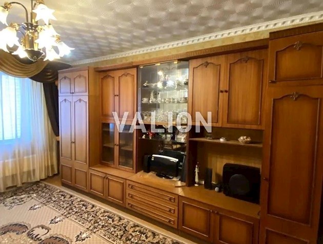 Продаж 3-кімнатної квартири вул. Сержа Лифаря, 4, Деснянський р-н, Троєщина