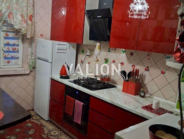 Продаж 3-кімнатної квартири вул. Сержа Лифаря, 4, Деснянський р-н, Троєщина