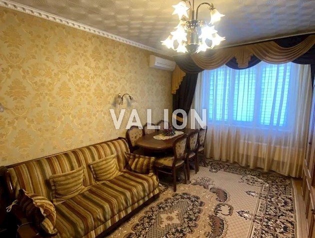 Продаж 3-кімнатної квартири вул. Сержа Лифаря, 4, Деснянський р-н, Троєщина