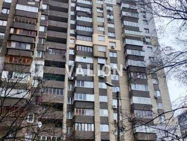 Продаж 3-к квартири вул. Авіаконструкторська 4