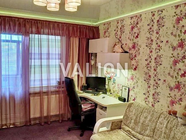 Продам 3к квартиру с ремонтом, пр-т Свободы 15/1, Виноградарь