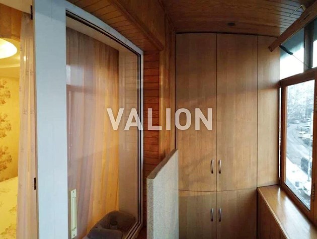 Продам 3к квартиру с ремонтом, пр-т Свободы 15/1, Виноградарь