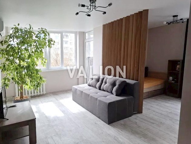 Продажа 1-к. квартиры, Голосеевский р-он., ул. Теремковская, 13.