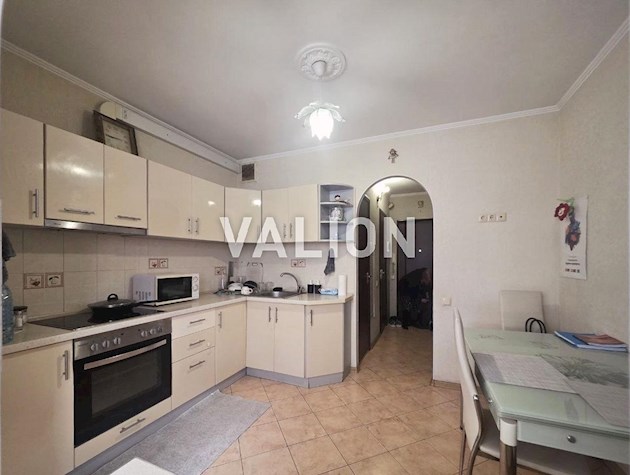 Продаж 1к квартири біля метро Академмістечко — вул. Єфремова, 25