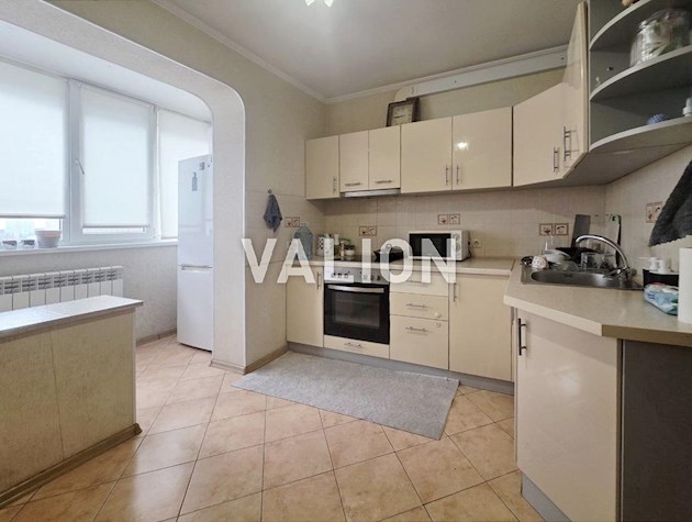 Продаж 1к квартири біля метро Академмістечко — вул. Єфремова, 25