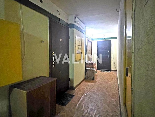 Продаж 1к квартири біля метро Академмістечко — вул. Єфремова, 25