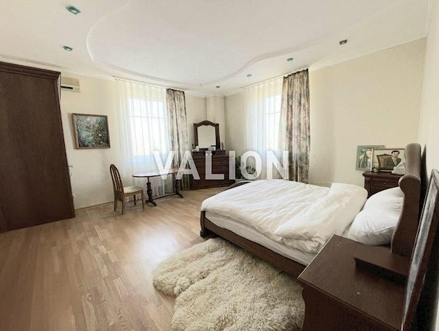 Продажа Без комиссии 4к квартиры в центре Киева — ул. Богдана Хмельницкого, 41, Шевченковский р-н Правый Берег