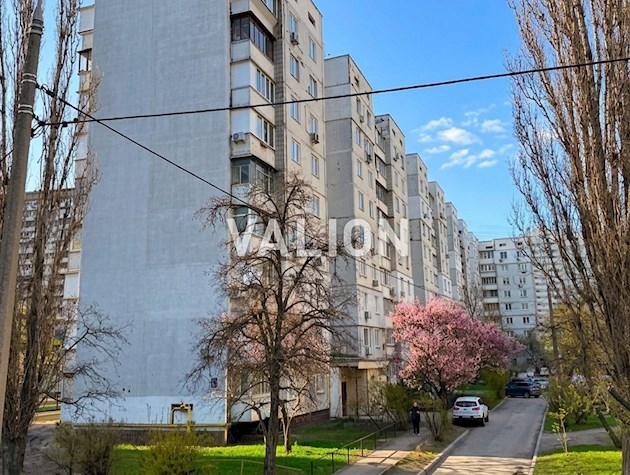 Продажа 3-к квартиры ул. Рональда Рейгана 2а