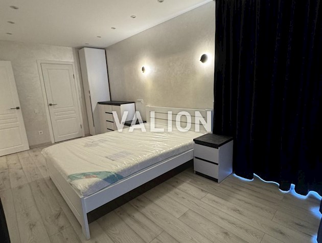 Продаж двокімнатної квартири, Святошинський район, вул. Мудрака Олега (Наумова)1б ЖК4U