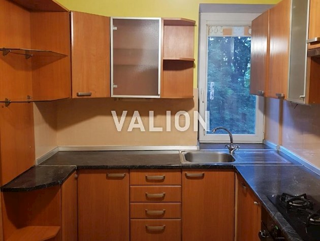 Продажа 3к квартира (64 м²), сталінка, Солом’янський р-н, вул. Авіаконструктора Антонова, 2/32