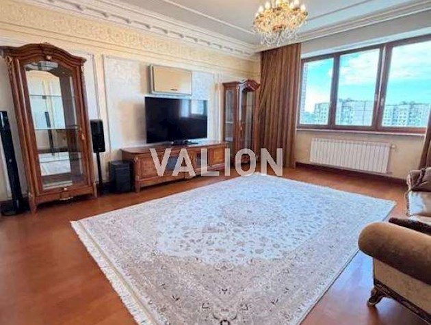 Продажа 4-к квартиры просп. Владимира Ивасюка 18б