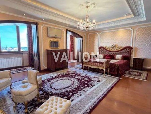 Продажа 4-к квартиры просп. Владимира Ивасюка 18б