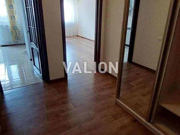 Продаж 1-к квартири вул. Воскресенська 14е