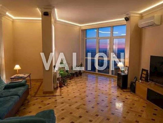 Продам 2 комнатную квартиру с ремонтом ул. Глубочицкая 32а ЖК «Покровский Посад»