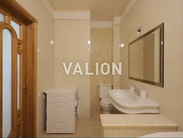 Продам 2 комнатную квартиру с ремонтом ул. Глубочицкая 32а ЖК «Покровский Посад»