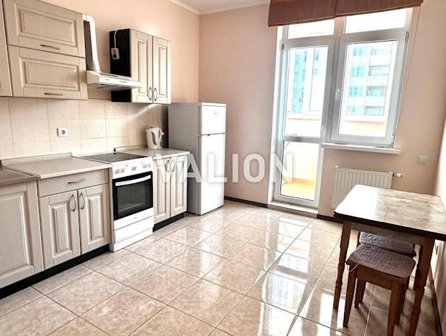 Продажа 1 комнатной квартиры по ул. Воскресенская, 16в ЖК Парковые озера Воскресенка Днепровский район