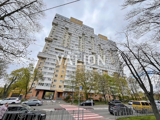 Без комиссии. Продажа однокомнатной квартиры по ул. Мудрака Олега (Наумова генерала), 66, метро Академгородок