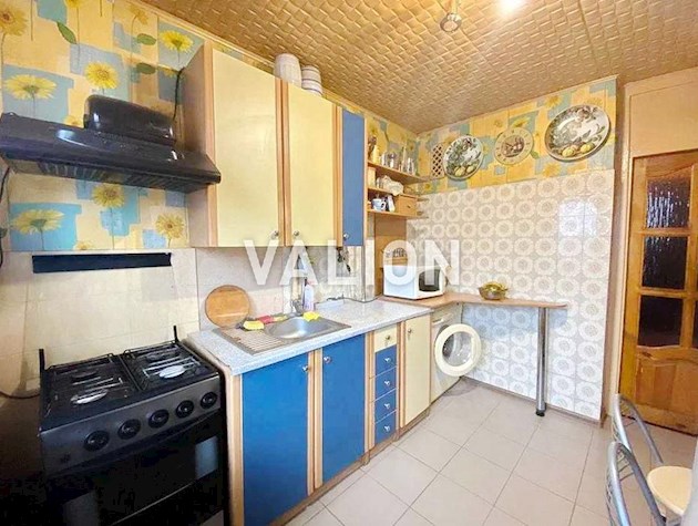 Продаж 3 кімнатної квартири вул Борщагівська ,8 метро Політехнічний Інститут