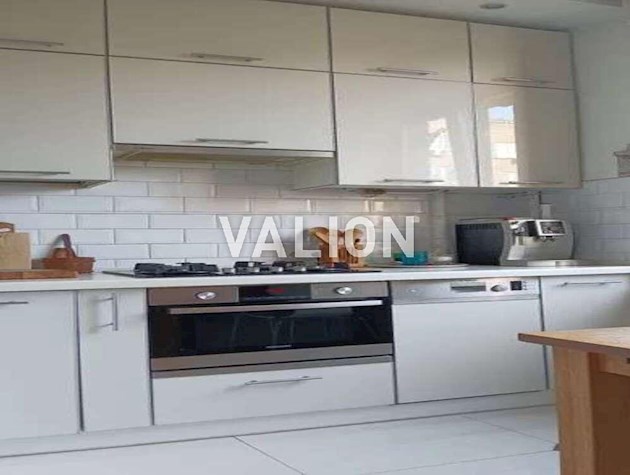 Продаж 3-кімнатної квартири по вул. Велика Васильківська, 134, Голосіївський район, м. Київ