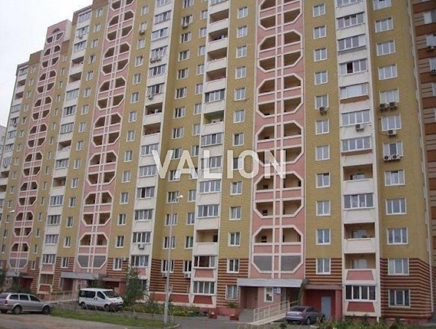Продаж 2-к квартири вул. Анни Ахматової 37