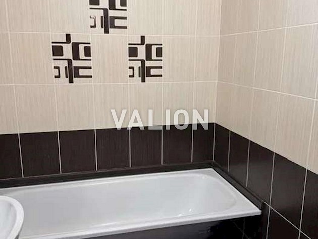 Продаж 2-к квартири вул. Анни Ахматової 37