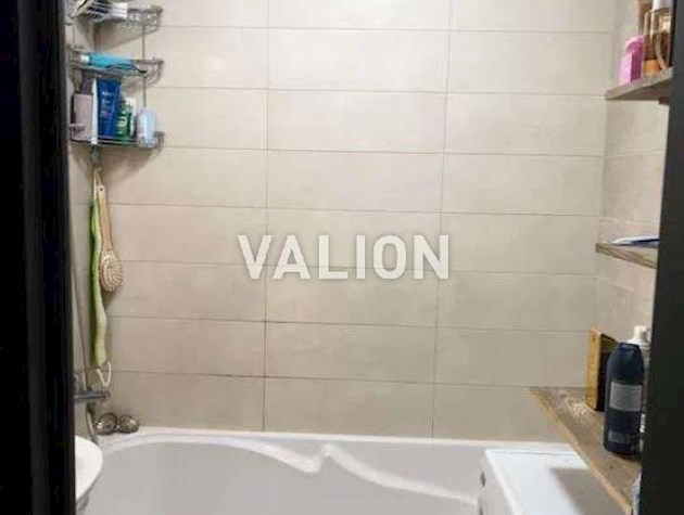 Продажа 2к.кв. с евроремонтом метро Минская 2 мин. Оболонский просп.