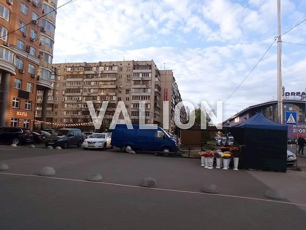 Продажа 2к.кв. с евроремонтом метро Минская 2 мин. Оболонский просп.