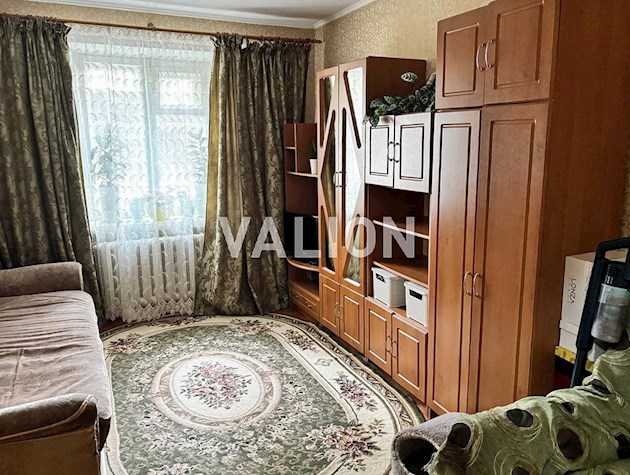 Продается двухкомнатная квартира, улица Добрый путь, 5, метро Голосеевская