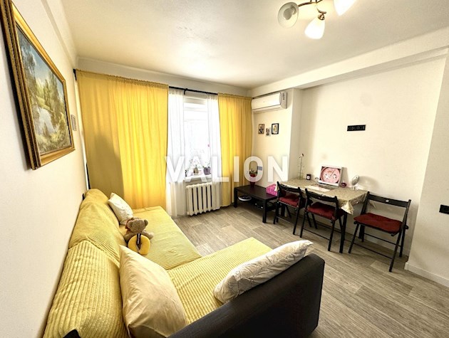 Продам 2-комнатную квартиру с ремонтом и мебелью, Дарницкая площадь, Соцгород, Комфорт Таун, ул. Каунасская 6/1 Днепровский район