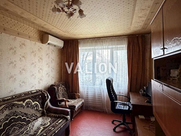 Продаж 3-к квартири вул. Райдужна, 3б
